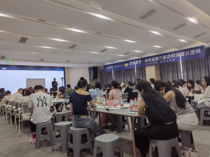 株洲服饰产业品牌化突围：解码“中国产品向中国品牌”跃迁密码